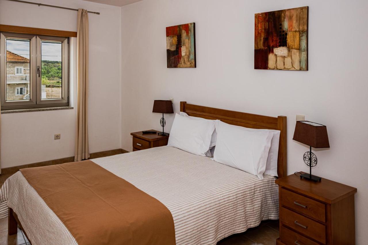 Casas Campo Cimo Da Quinta Hotel Miranda do Douro Ngoại thất bức ảnh